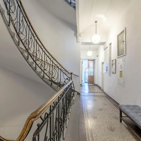 The For Your Getaway Apartment *